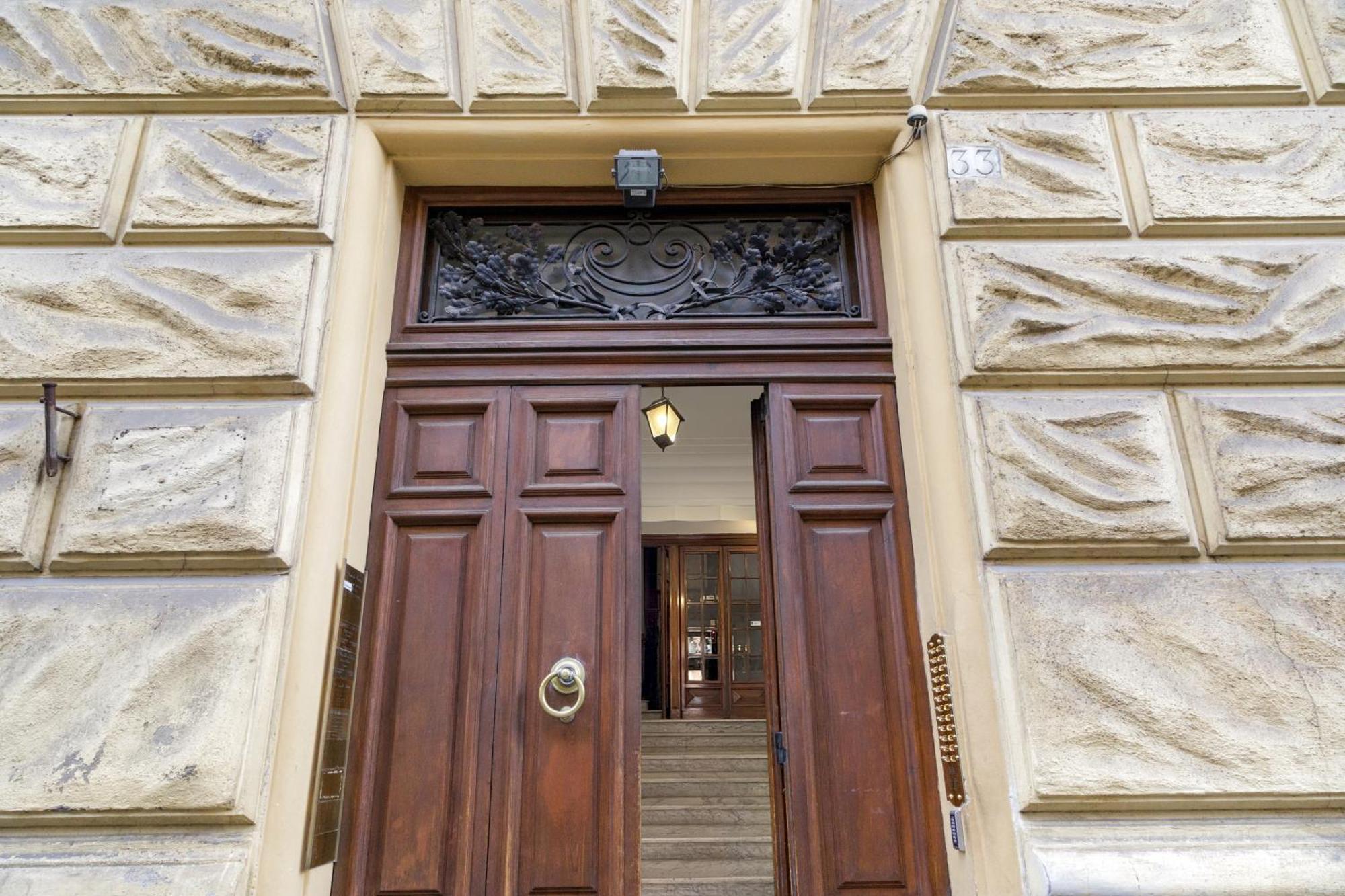 Porta Castello Charme Apartment Рим Екстериор снимка