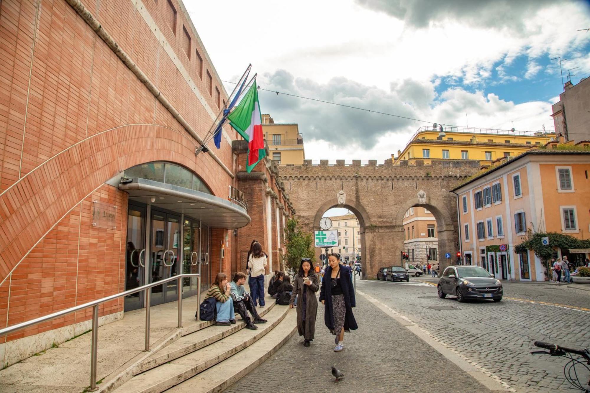 Porta Castello Charme Apartment Рим Екстериор снимка